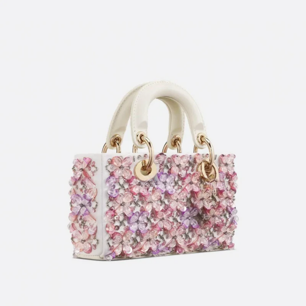 Micro Tasche aus Kalbsleder mit Blumenstickerei und Strass - BloxBag